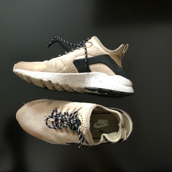 Nike Shoes - Nike Air Huarache Run Ultra SE Running Sneakers